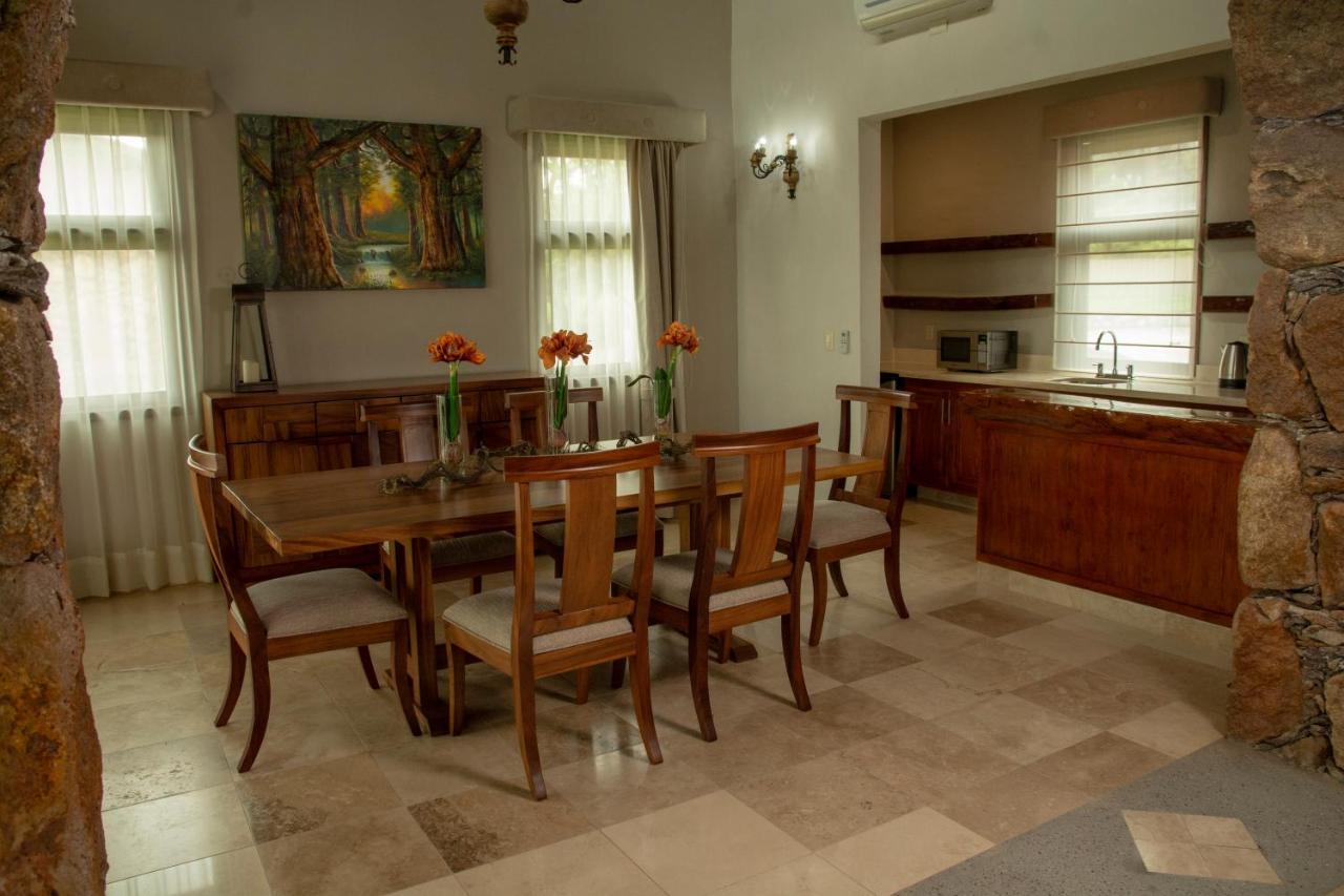 Casa Legado Hotel